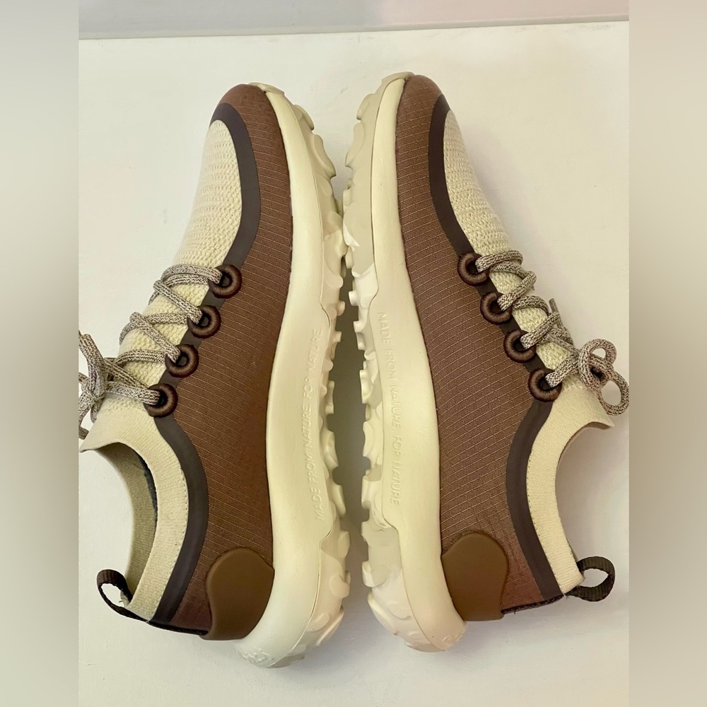 LIKE NEW ALLBIRDS WOMENS TRAILRUNNER ALL CONDITION TRACTION SIZE 9.5 WORN ONCE - Picture 10 of 13